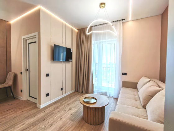 1-комнатная с ремонтом в новом ЖК на Краснова Одеса