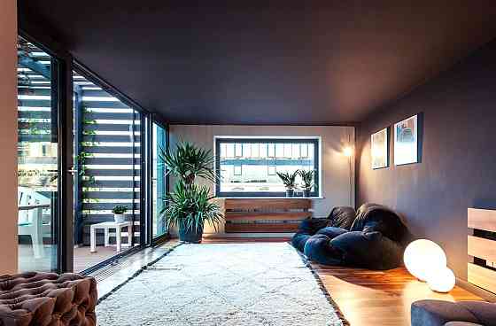 Продаж Квартира 4-кімнатна, 5/5 поверх на Екатерининская ул., 25 Одеса