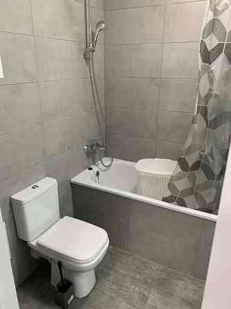 Оренда Квартира 1-кімнатна, 13/25 поверх на Харьковское шоссе Київ