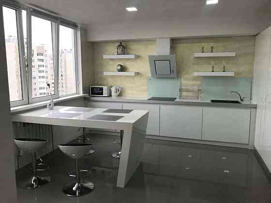 Оренда Квартира 1-кімнатна, 21/25 поверх на ул. Елизаветы Чавдар Киев