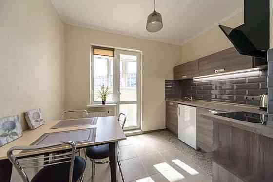 Оренда Квартира 1-кімнатна, 23/25 поверх на Чавдар, 38 Kiev