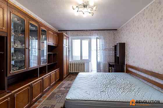 Оренда Квартира 1-кімнатна, 4/18 поверх на Лариси Руденко, 3б Київ