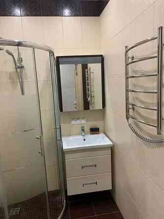 Оренда Квартира 2-кімнатна, 16/17 поверх на ул. Ракетная, 24б Kiev