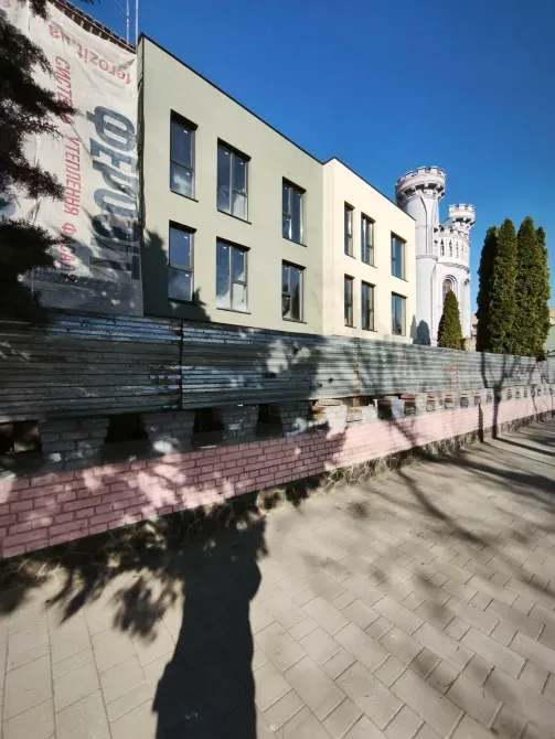 Продаж 1к Квартира 46 кв.м Собранецька 130 Ужгород - фото 2