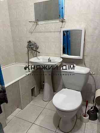 продається 2-кімнатна квартира, 2 хв. від м. Дорогожичі. Код об'єкта: № 21144440 Київ