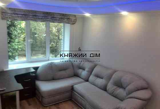 Оренда Квартира 3-кімнатна, 3/9 поверх на вул. Ванды Василевской ул./Богдана Гаврилишина Киев