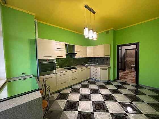 Продаж Квартира 2-кімнатна, 9/25 поверх на Мокра вул., д. 16 Київ