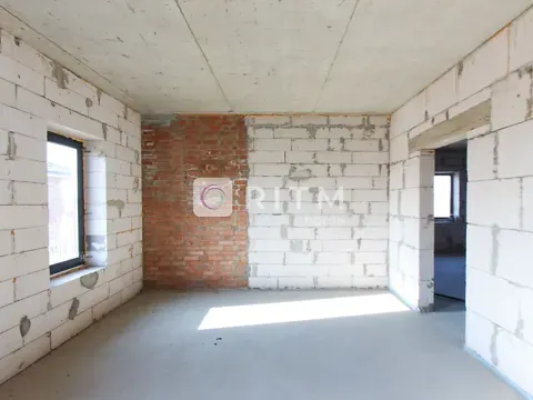 Продажа 3-этажный   90 кв.м 3 комн. на 9-го Травня вулиця  - изображение 4