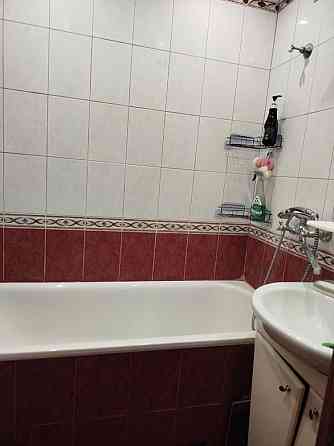 Продаж Квартира 3-кімнатна, 3/9 поверх на Романа Шухевича вул., д. 4 Kiev