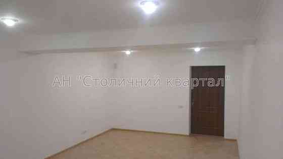 Оренда Будинок 5-кімнатний на Грушевського Михайла вул., 34/1 Kiev