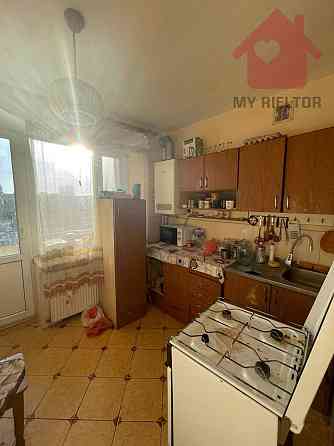 Продаж Квартира 4-кімнатна, 5/5 поверх на Грушевського Ужгород