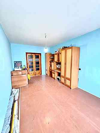 Продаж Квартира 3-кімнатна, 9/9 поверх на вул. Нове / Металургів Кропивницький