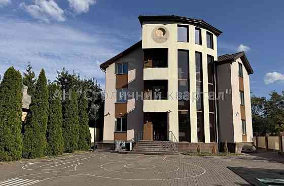 Оренда Будинок 22-кімнатний на Польова вул., 61 Київ