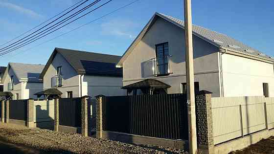 Продаж Будинок на Мирна 