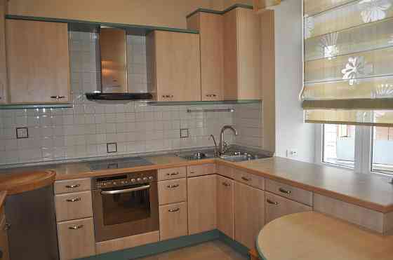 Шикарна 4 к.2 рівнева VIP рівня в самому центрі міста. Код об'єкта: 1164824 Київ