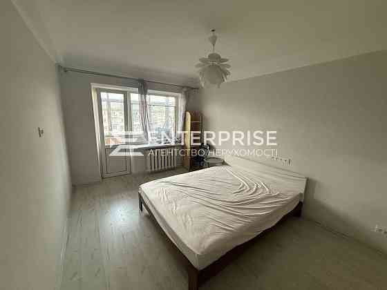 Продаж Квартира 2-кімнатна, 5/5 поверх на вул. Івана Котляревського Kiev