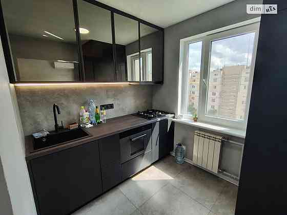 Оренда Квартира 2-кімнатна, 9/9 поверх на Володимира Івасюка, 28 Kiev