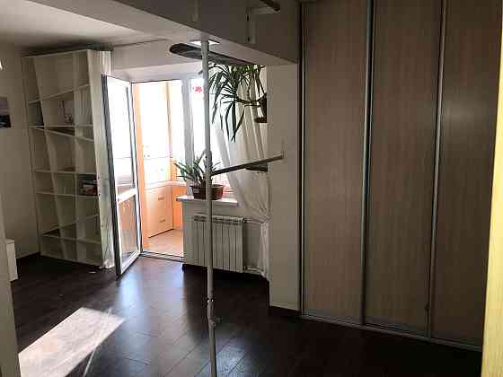 Продаж Квартира 1-кімнатна, 10/16 поверх на Василя Іваниса вул., д. 5-Б Киев