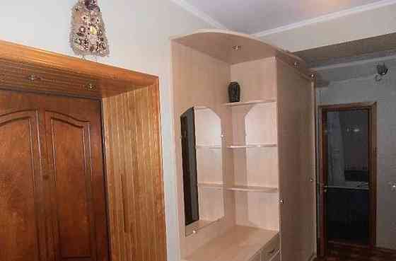 Оренда Квартира 2-кімнатна, 10/13 поверх на Декабристов ул., 5 Київ