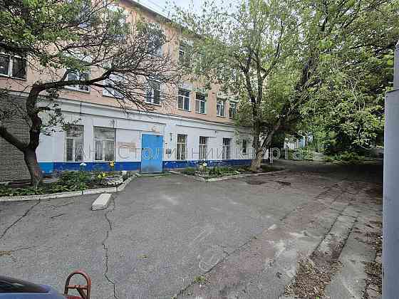 Оренда Будинок 23-кімнатний на Саксаганського вул., 66Б Київ