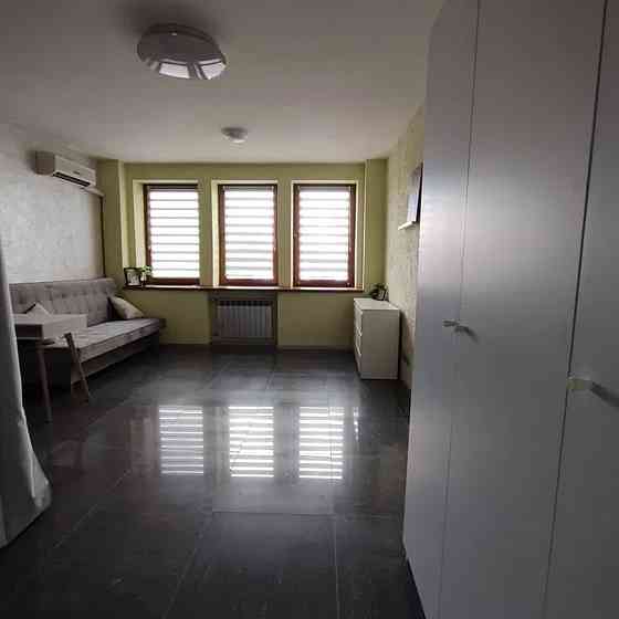 Оренда Квартира 1-кімнатна, 2/18 поверх на проспект Миколи Бажана, 14 Київ