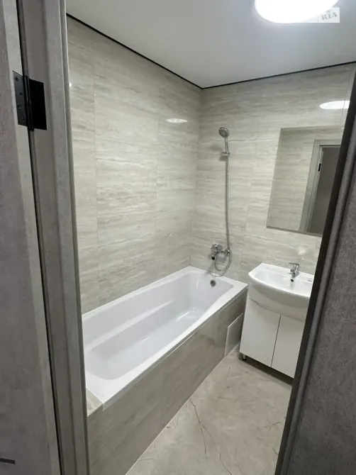 Продажа 2к Квартира 74 кв.м Яреми Тернополь - изображение 10