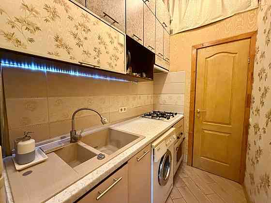 Продаж Квартира 1-кімнатна на ул. Бунина, 4 Одеса