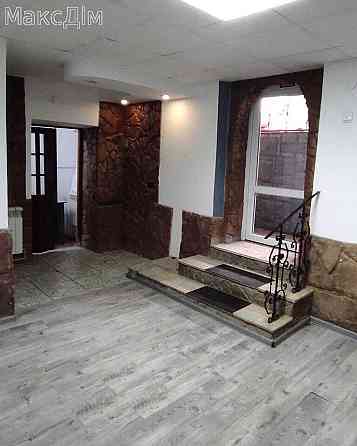 Продаж приміщення вільного призначення на вул. Валова приміщень - 1 Тернопіль