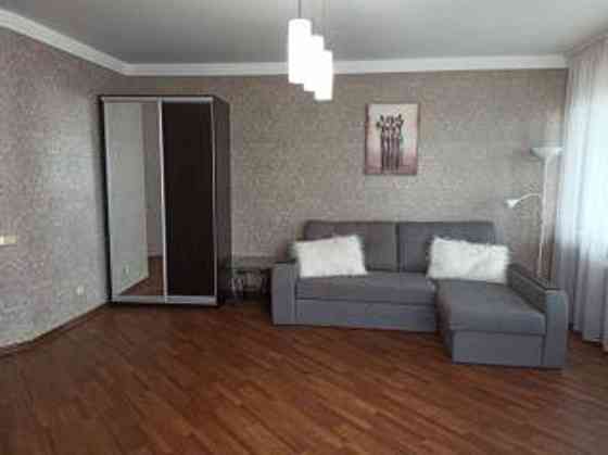 Оренда Квартира 2-кімнатна, 24/26 поверх на ул. Михаила Гришко, 9 Київ