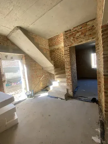 Продаж 2-поверховий   120 кв.м 4 кімн. на Кулика і Гудачека (Макарова) вулиця Рівне - фото 8