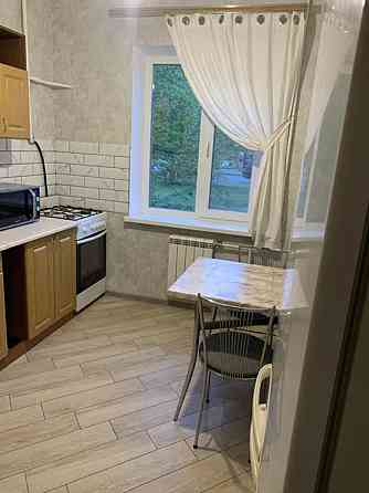 Оренда Квартира 2-кімнатна, 1/10 поверх на Тростянецька Київ