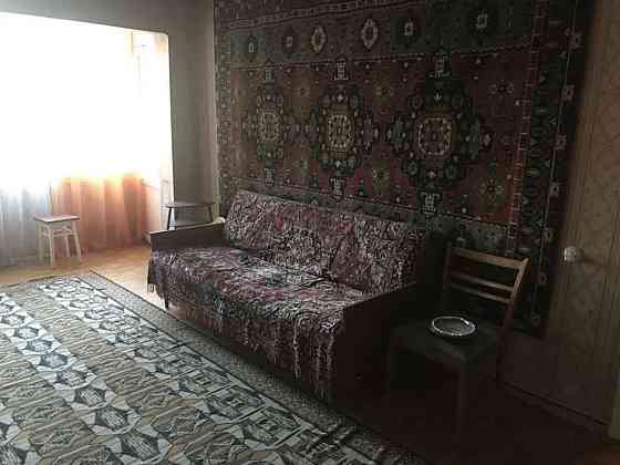 Оренда Квартира 3-кімнатна, 4/9 поверх на ул. Половецкая Київ