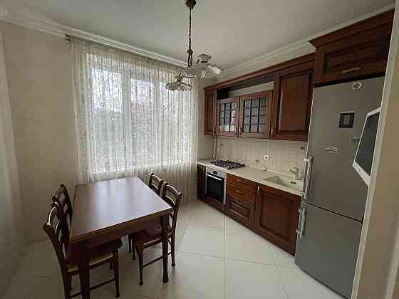 ШИКАРНАЯ «сталинка» на проспекте Шевченко Одесса