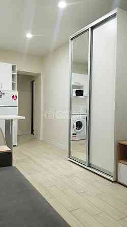 Продаж Квартира 1-кімнатна, 1/9 поверх на вул. Лева Ландау Харьков