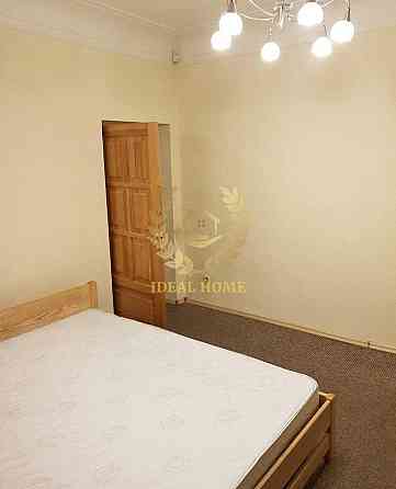 Продаж Квартира 3-кімнатна, 3/5 поверх на Антонова Авиаконструктора ул., 2/32, корп. 7 Kiev