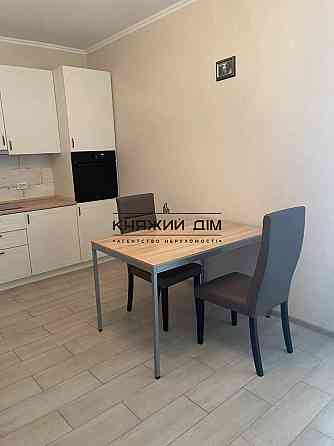 Оренда Квартира 1-кімнатна, 23/25 поверх на вул. Димитрова ул./Ділова Киев