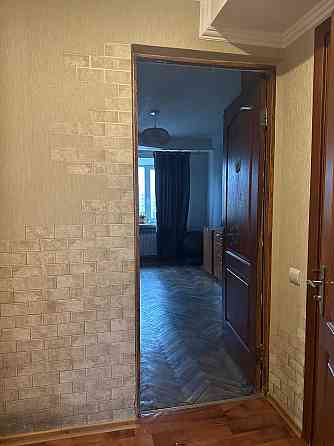 Продаж Квартира 3-кімнатна, 9/9 поверх на Лісовий вул., д. 17 Kiev