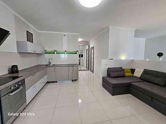 Оренда Квартира 2-кімнатна, 14/23 поверх на Чавдар, 8 Kiev