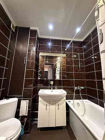 Оренда Квартира 1-кімнатна, 24/26 поверх на Драгоманова, 6/1 Киев