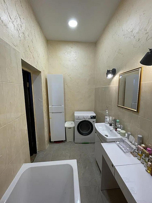 Продаж Квартира 1-кімнатна, 3/3 поверх на вул. Хмельницького L'viv - photo 3