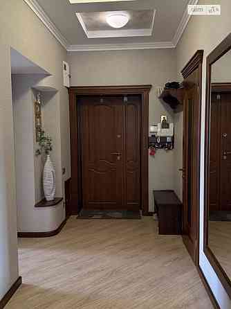 Продаж Квартира 3-кімнатна, 3/3 поверх на Григорія Сковороди Vinnytsya