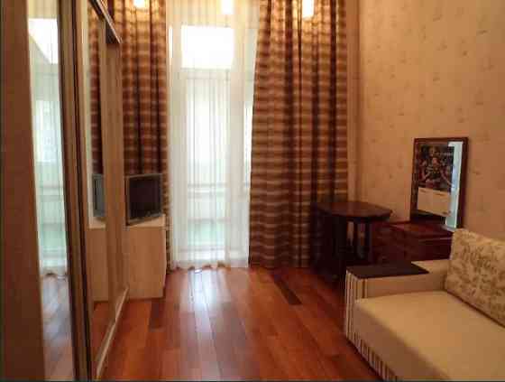 Продам квартиру возле парка Шевченко Одесса