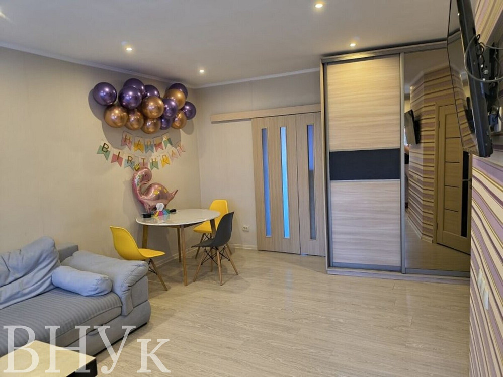 Продаж Квартира 2-кімнатна, 4/4 поверх на проспект Грушевського Луцьк - фото 10