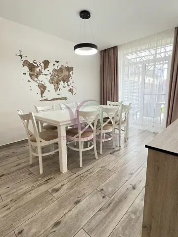 Продаж 4-поверховий   230 кв.м 6 кімн. на Румунська вулиця 30Г Чернівці - фото 19