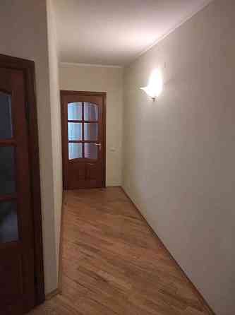 Оренда Квартира 2-кімнатна, 16/16 поверх на Вишняківська, 11 Київ