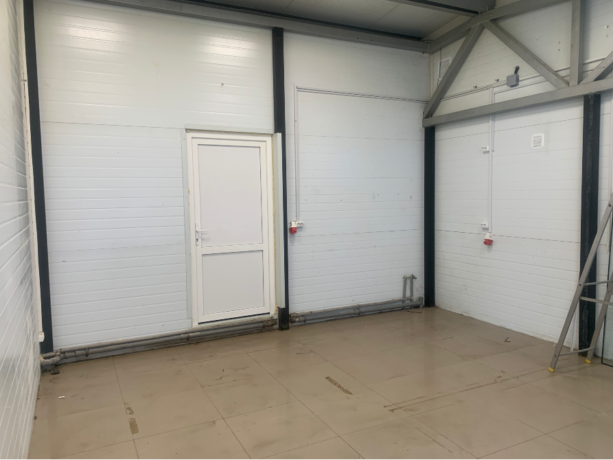 For rent Separate Building / Part Of Building area 28 sq.m floor 1 L'viv Володимира Великого 61 L'viv - photo 1