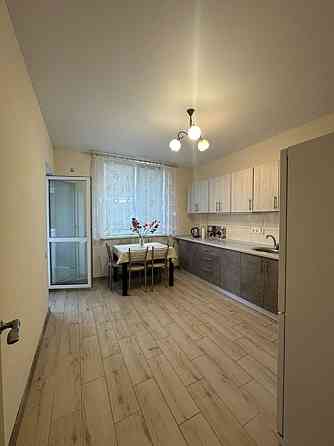 Оренда Квартира 2-кімнатна, 6/20 поверх на Освіти, 16 Киев