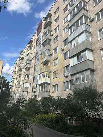 Продаж Квартира 3-кімнатна на Ветрянные горы ул., 3 Київ