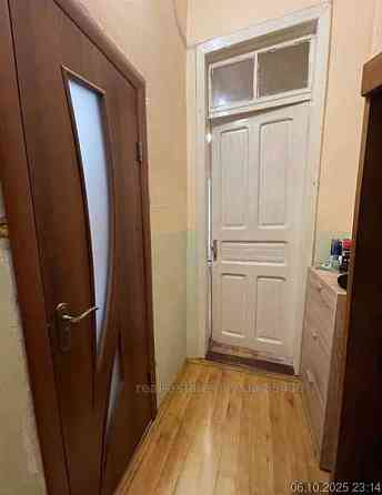 Продаж Квартира 1-кімнатна, 3/3 поверх на вул. Клепарівська Львів