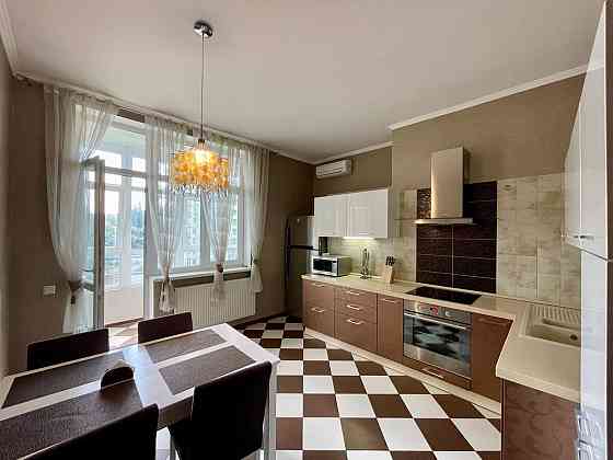 Оренда Квартира 1-кімнатна, 8/25 поверх на Кудряшова, 16 Kiev